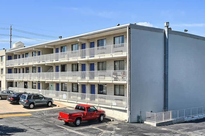 Hotel 17 of 17